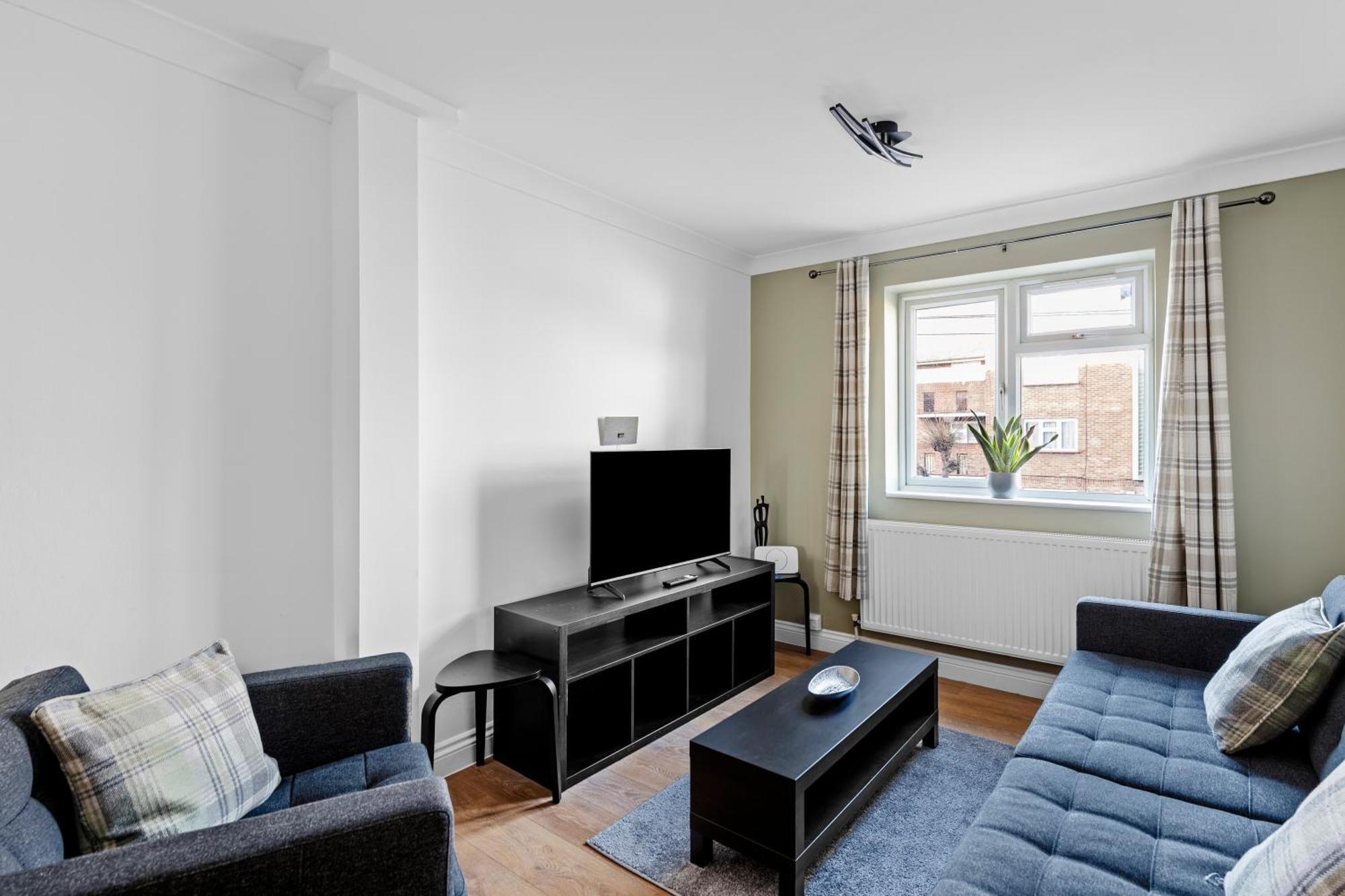 Cosy 2 Bedroom Flat In East Ham, Close To Excel 伦敦 外观 照片